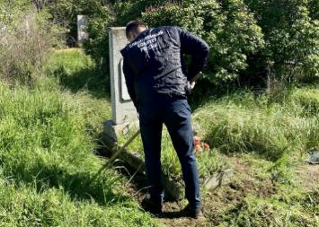 Сотрудники Петровского межрайонного следственного отдела приняли участие в патриотической акции «Долг и память»